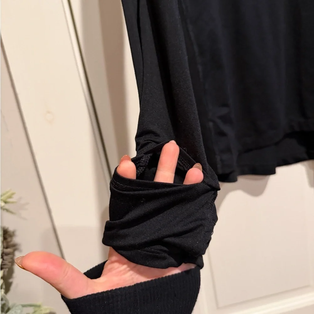 Nike Running Women's Black Long Sleeve Quarter Zip with Thumb Holes